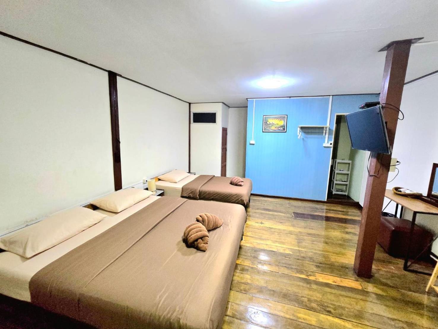 Chanida Home Пра Након Си Аютая Екстериор снимка
