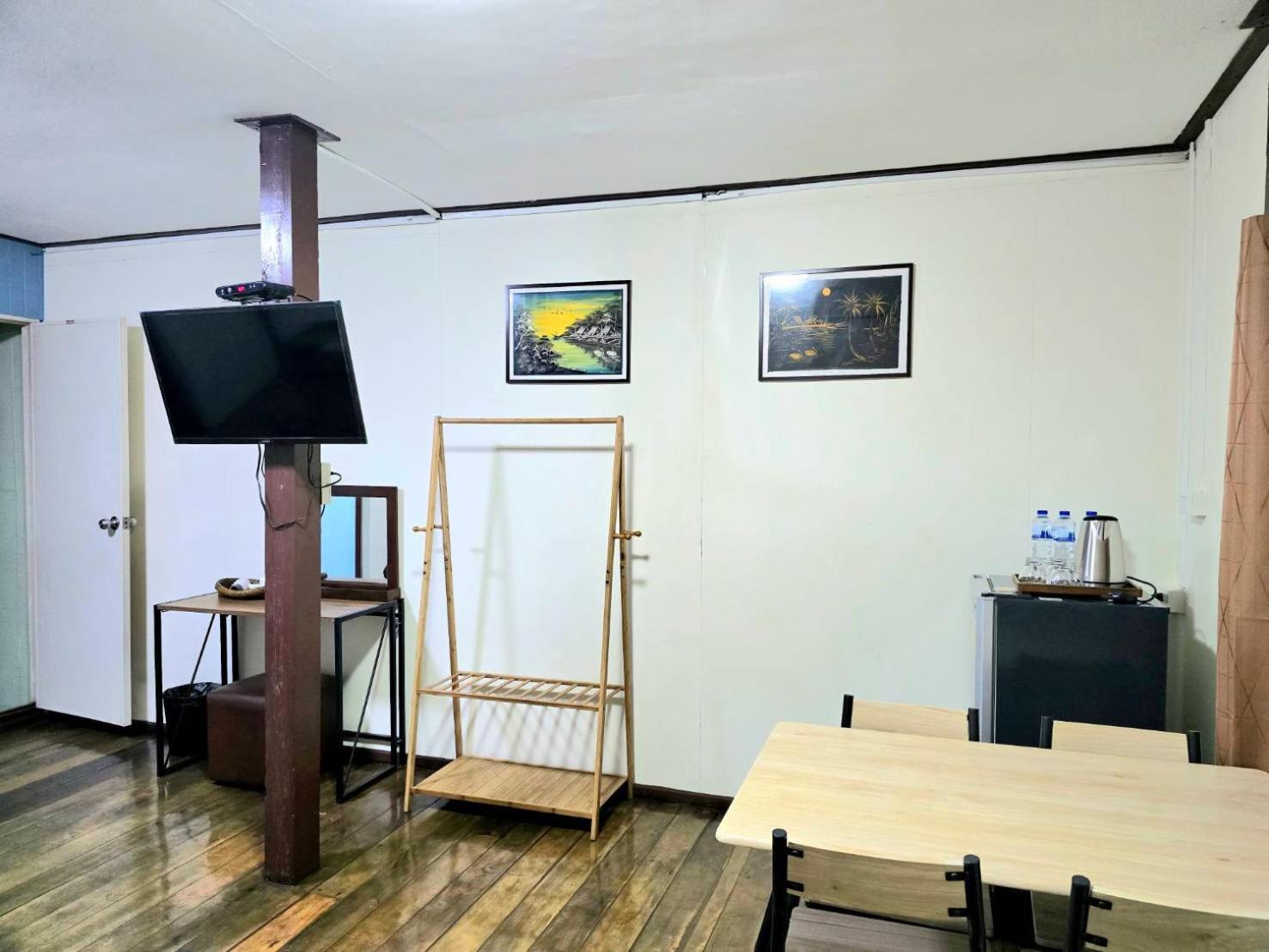 Chanida Home Пра Након Си Аютая Екстериор снимка